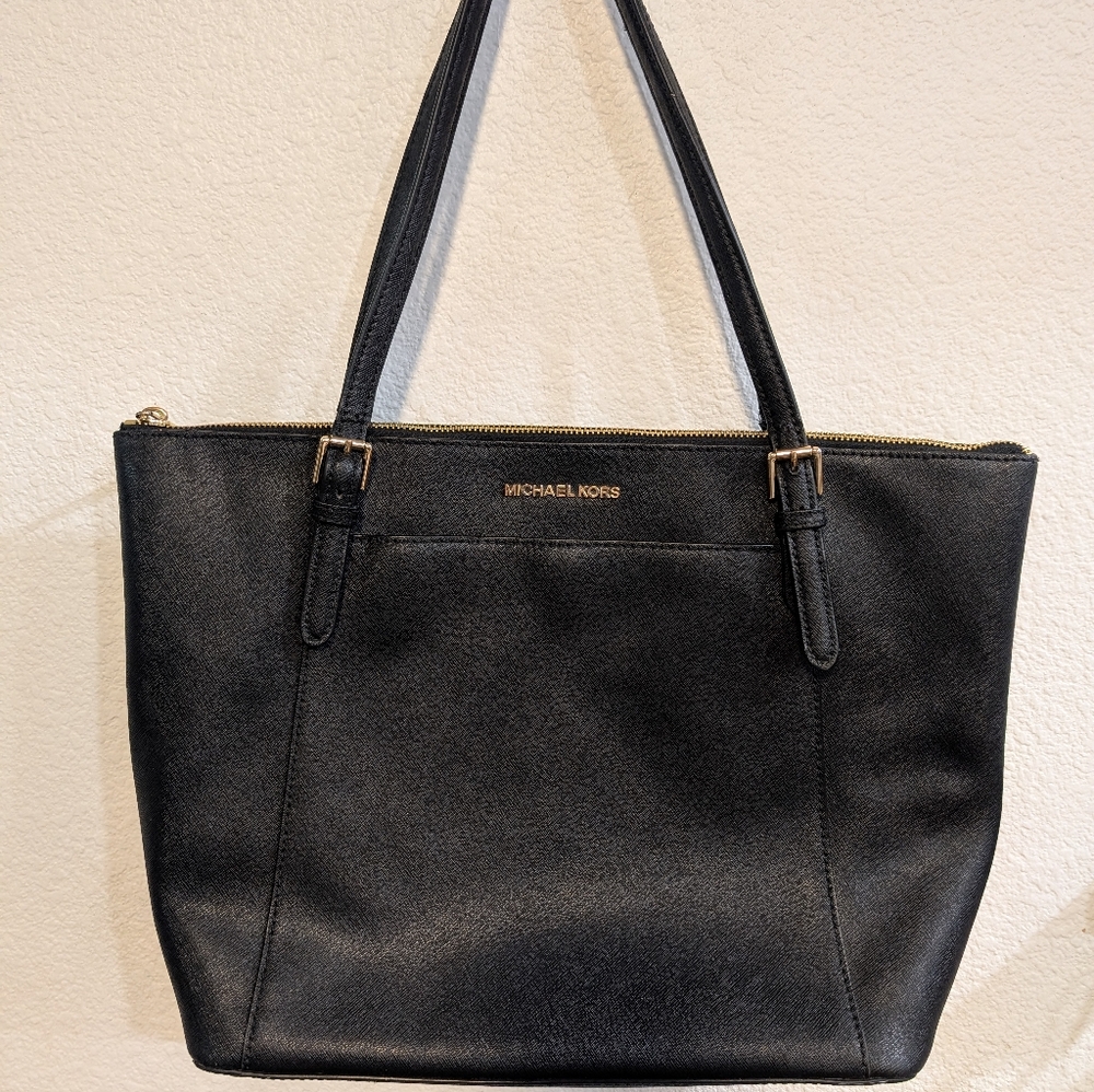 Michael Kors tote